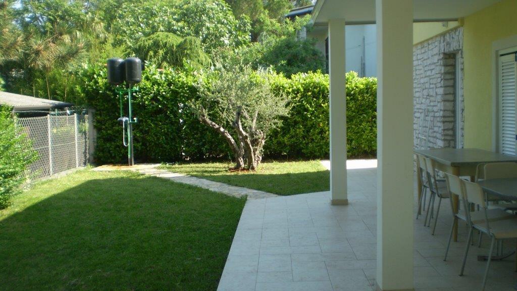 Apartments Victoria Савудрия Экстерьер фото